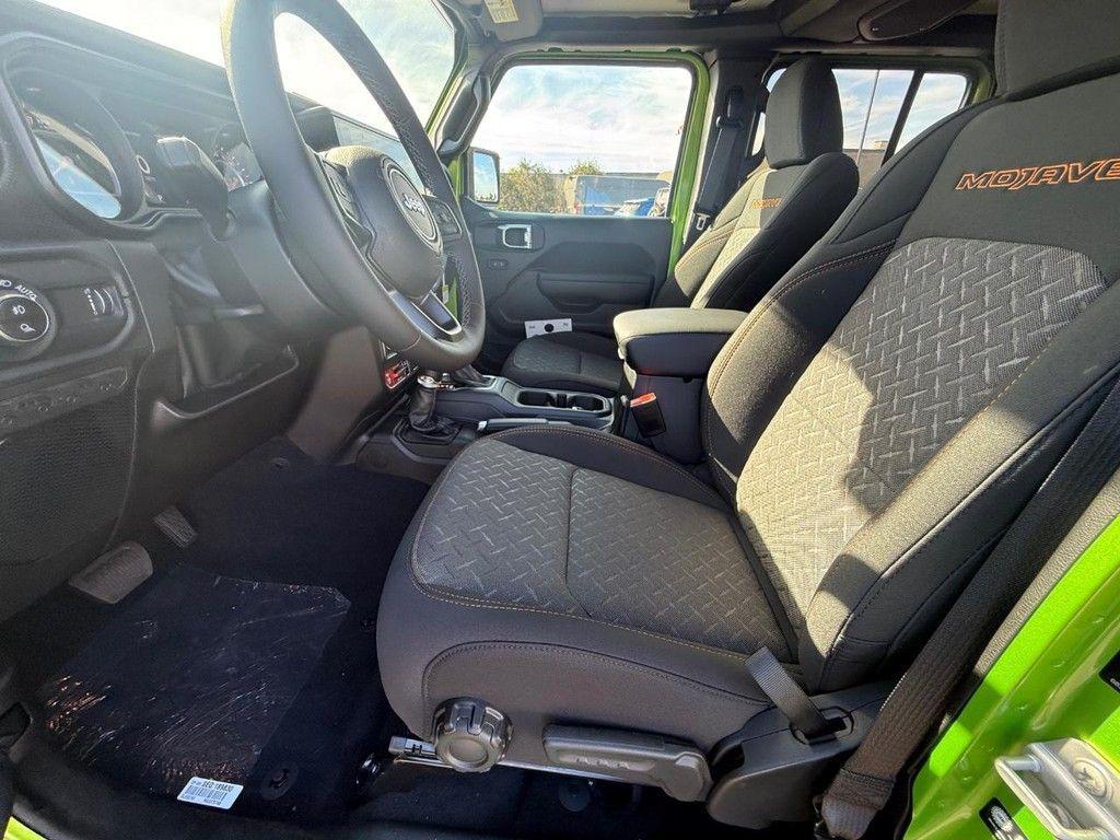 new 2025 Jeep Gladiator car, priced at $51,155