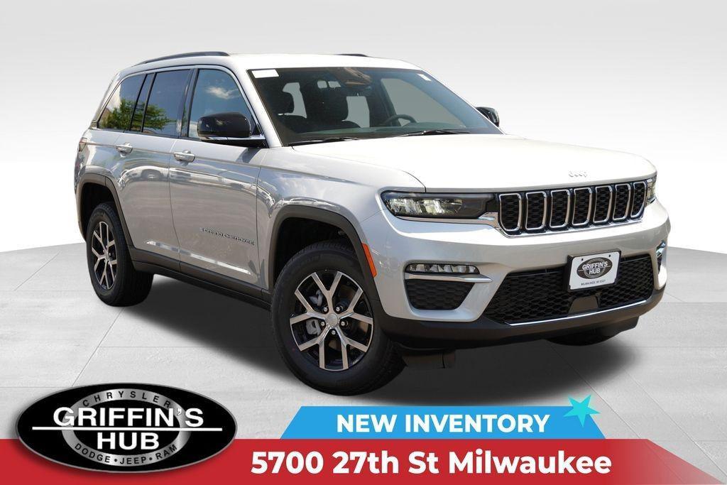 new 2025 Jeep Grand Cherokee car, priced at $43,668