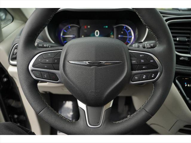 used 2023 Chrysler Pacifica Hybrid car, priced at $29,975