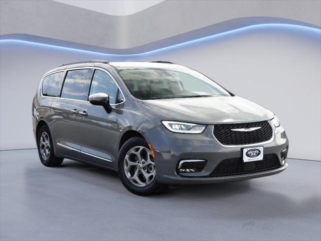 used 2023 Chrysler Pacifica car, priced at $28,398