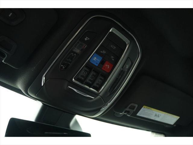 new 2025 Jeep Grand Cherokee car, priced at $50,226
