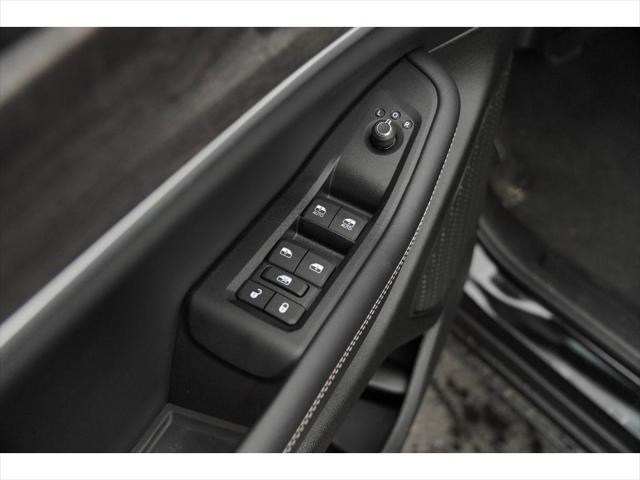 new 2025 Jeep Grand Cherokee car, priced at $50,226