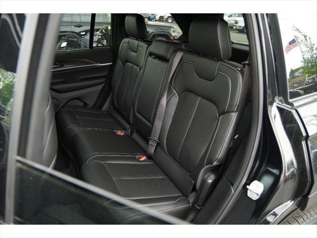 new 2025 Jeep Grand Cherokee car, priced at $50,226