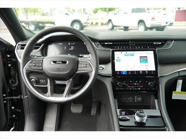 new 2025 Jeep Grand Cherokee car, priced at $50,226