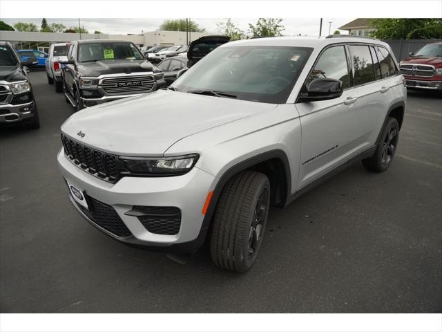 new 2024 Jeep Grand Cherokee car, priced at $42,253