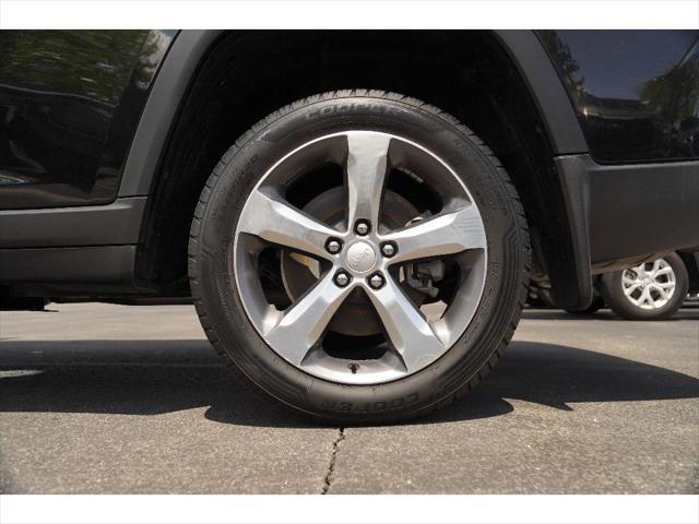 used 2022 Jeep Grand Cherokee L car, priced at $33,894