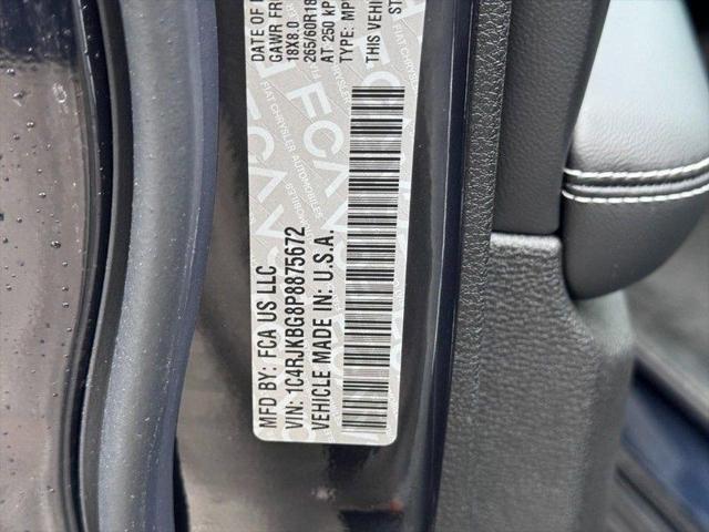 used 2023 Jeep Grand Cherokee L car, priced at $37,999