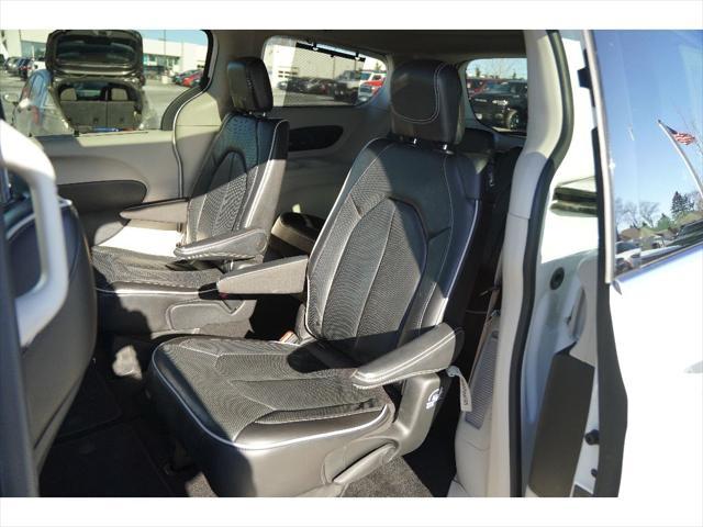 used 2022 Chrysler Pacifica car, priced at $27,200