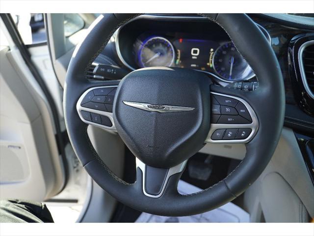 used 2022 Chrysler Pacifica car, priced at $27,200