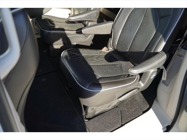 used 2022 Chrysler Pacifica car, priced at $27,200