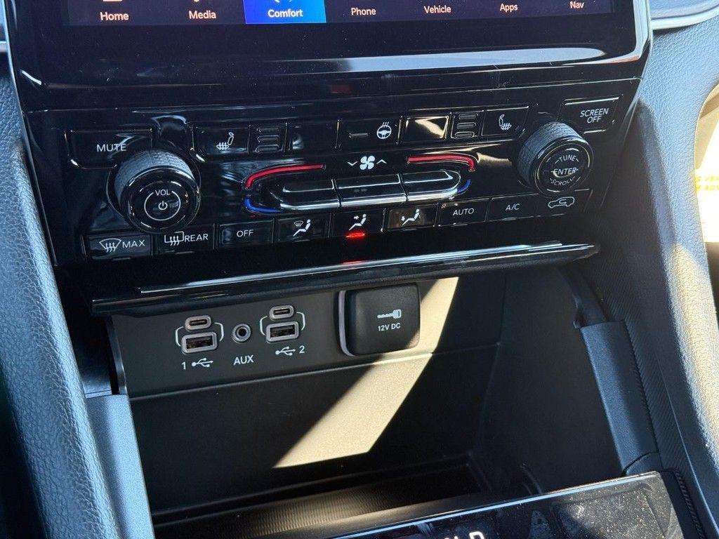 new 2025 Jeep Grand Cherokee car, priced at $43,754