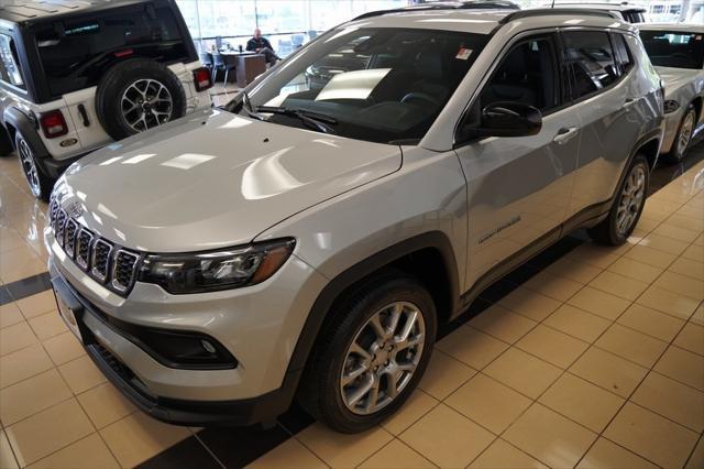 new 2024 Jeep Compass car, priced at $28,085