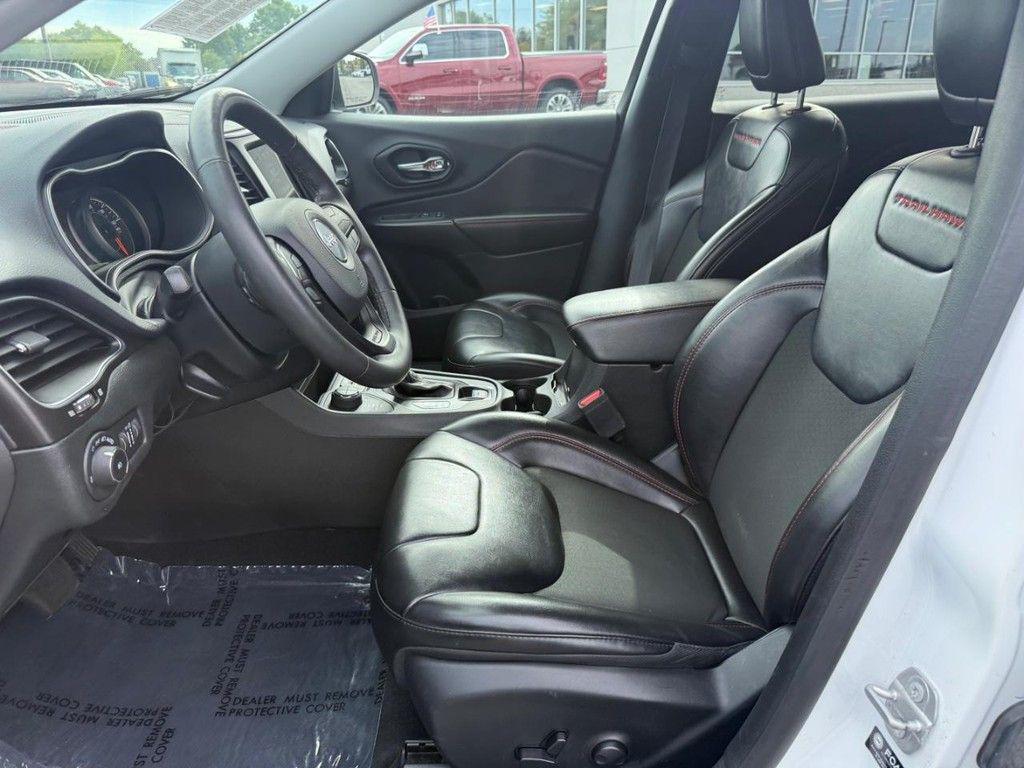 used 2022 Jeep Cherokee car, priced at $24,899