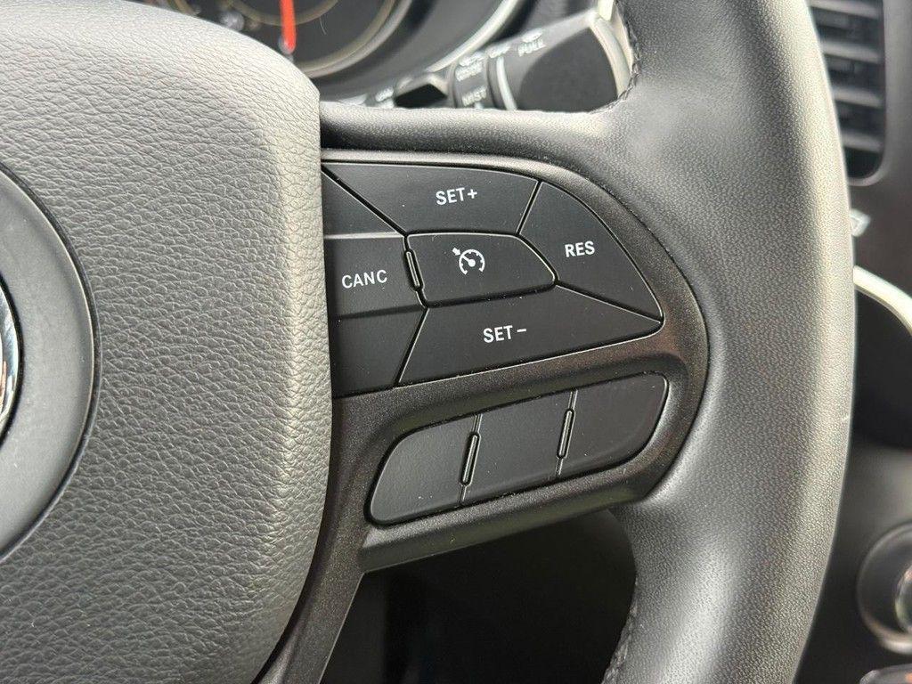 used 2022 Jeep Cherokee car, priced at $24,899