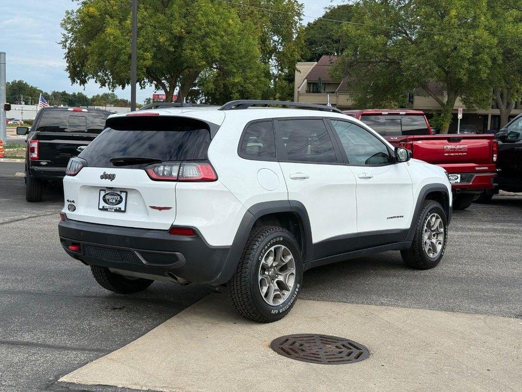 used 2022 Jeep Cherokee car, priced at $23,747