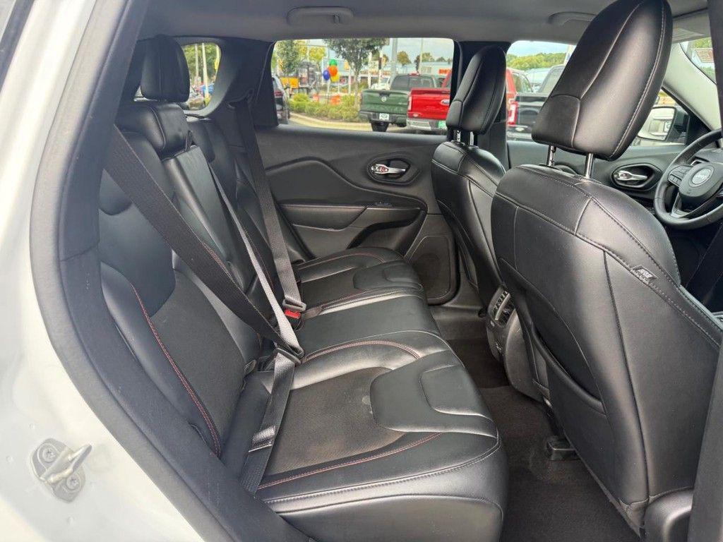 used 2022 Jeep Cherokee car, priced at $24,899