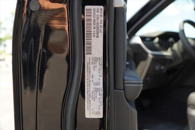 new 2025 Jeep Grand Cherokee car, priced at $43,773