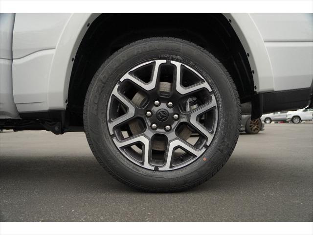 new 2025 Ram 1500 car, priced at $66,686