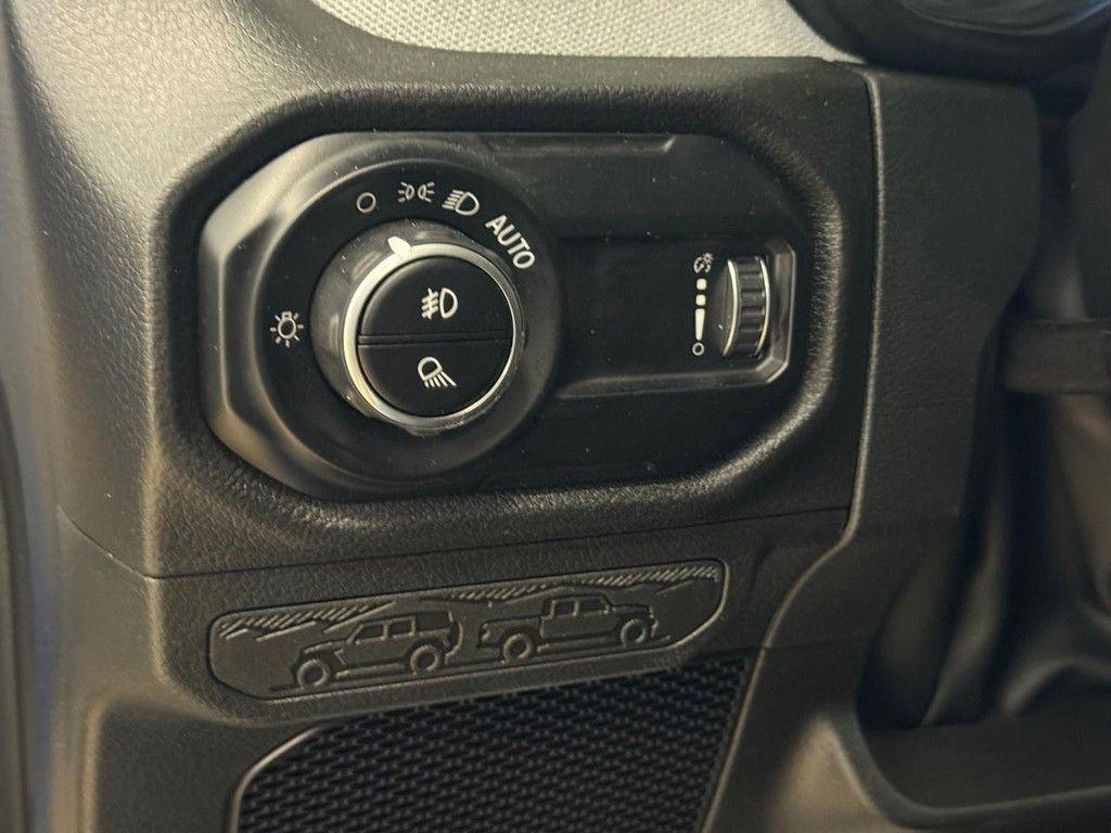 new 2025 Jeep Gladiator car, priced at $45,352