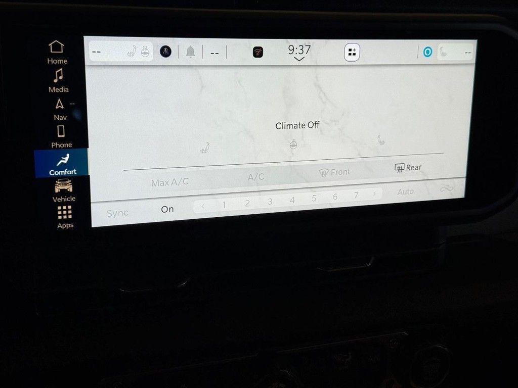 new 2025 Jeep Gladiator car, priced at $45,352