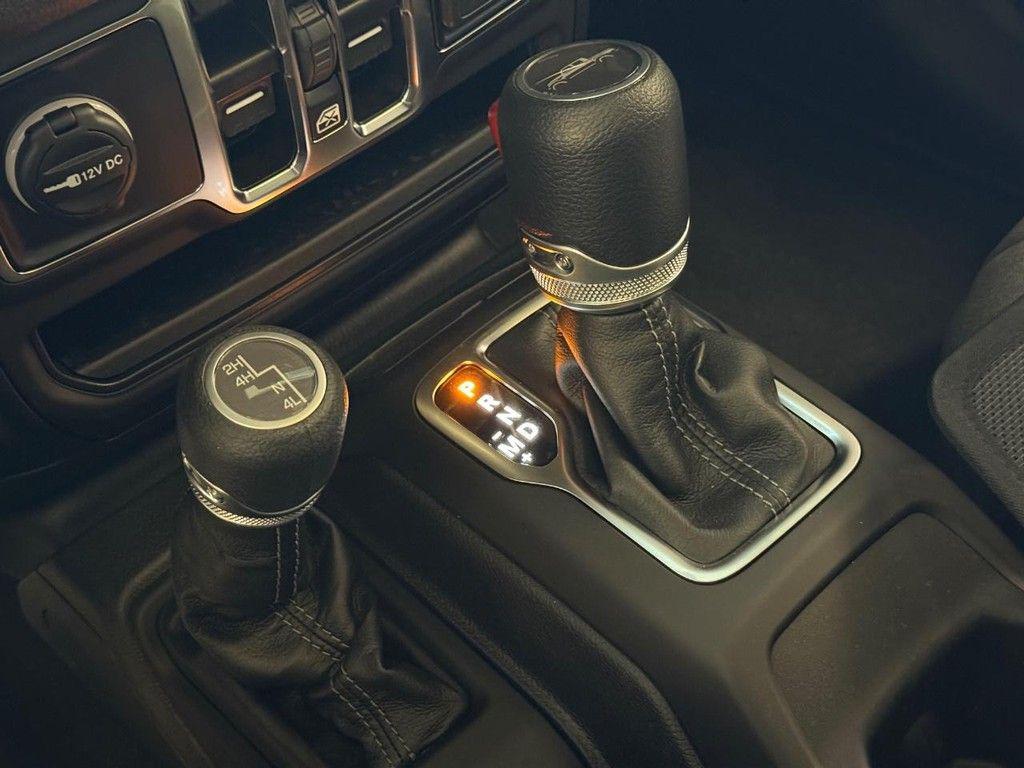 new 2025 Jeep Gladiator car, priced at $45,352