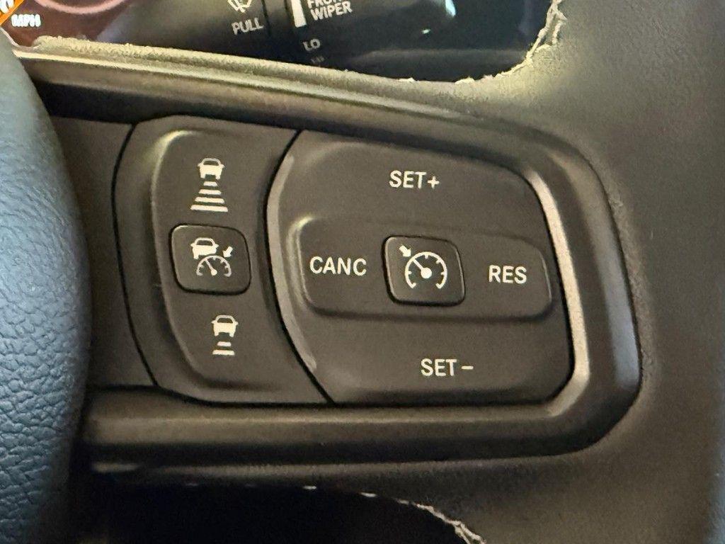 new 2025 Jeep Gladiator car, priced at $45,352