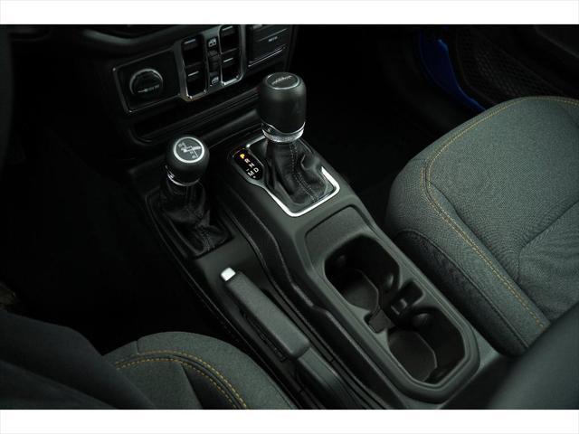 new 2025 Jeep Gladiator car, priced at $48,627