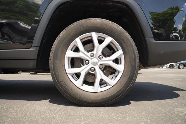 used 2021 Jeep Grand Cherokee L car, priced at $32,573