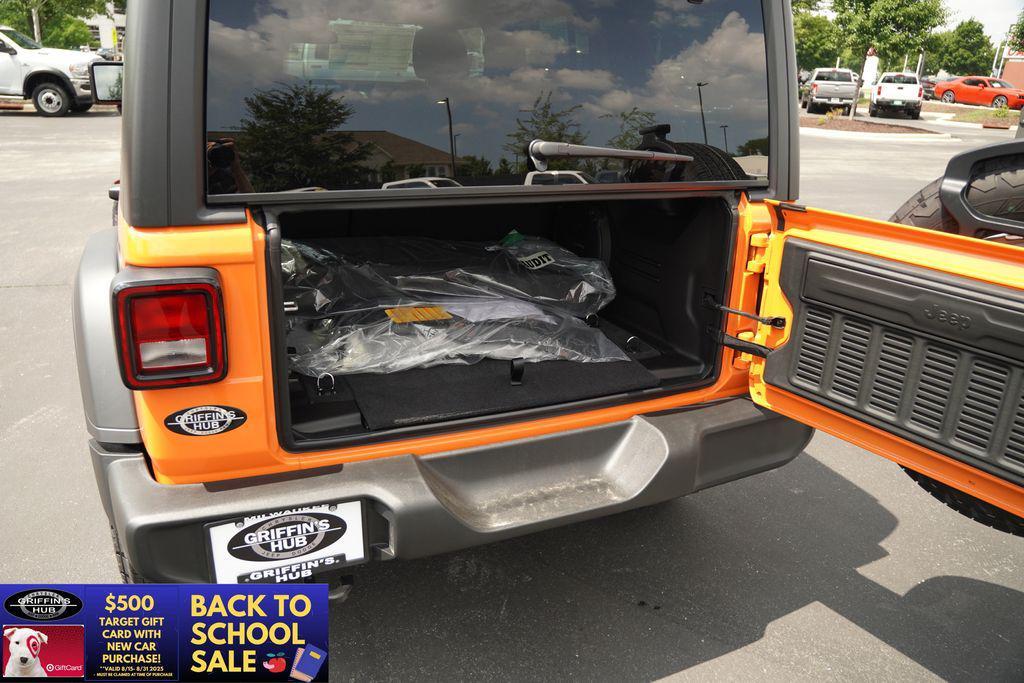 new 2025 Jeep Wrangler car, priced at $47,279