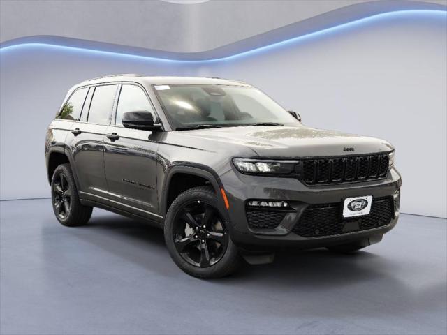 new 2025 Jeep Grand Cherokee car, priced at $55,160