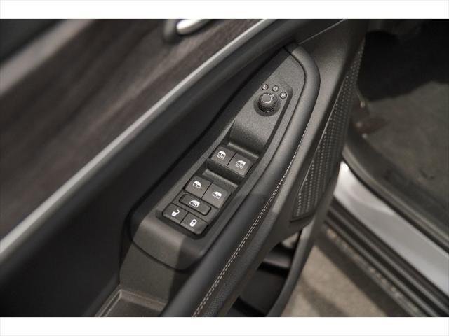 new 2025 Jeep Grand Cherokee car, priced at $50,226
