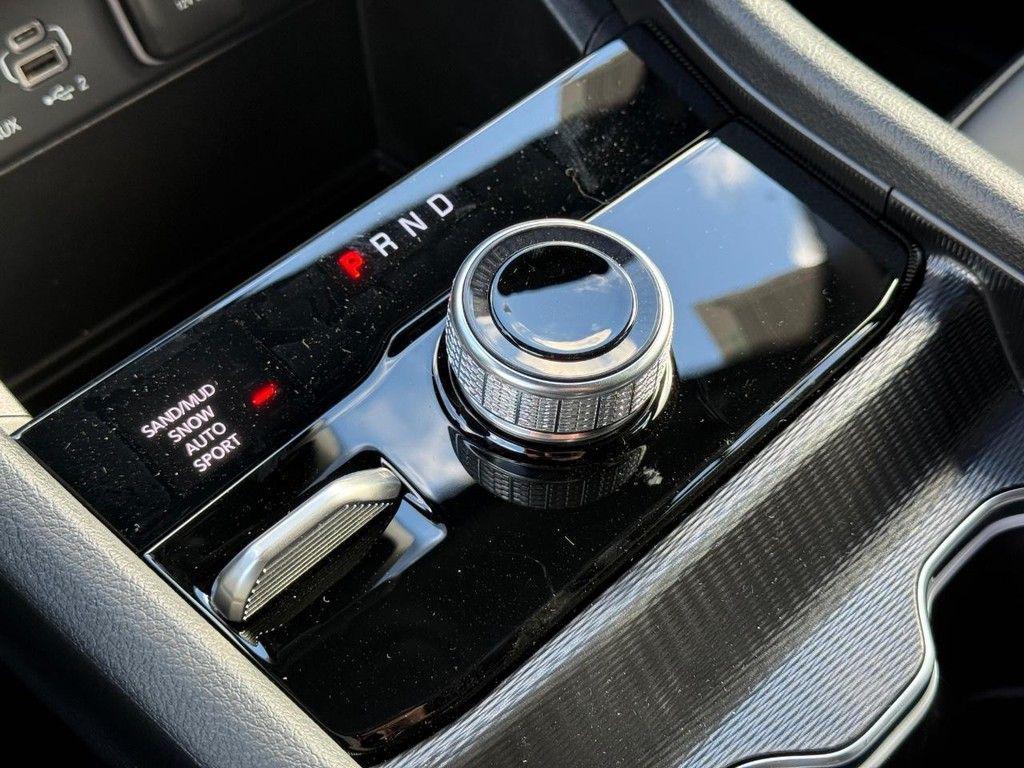 new 2025 Jeep Grand Cherokee car, priced at $44,272