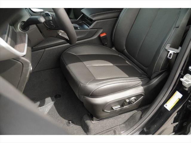 new 2025 Jeep Grand Cherokee car, priced at $42,877