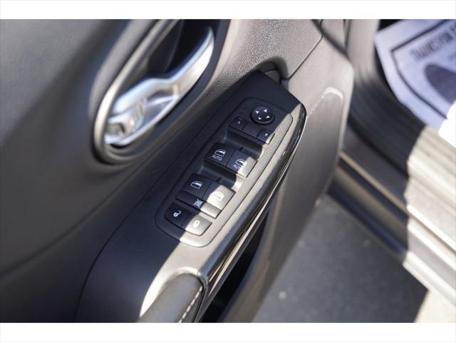 used 2023 Jeep Cherokee car, priced at $22,999