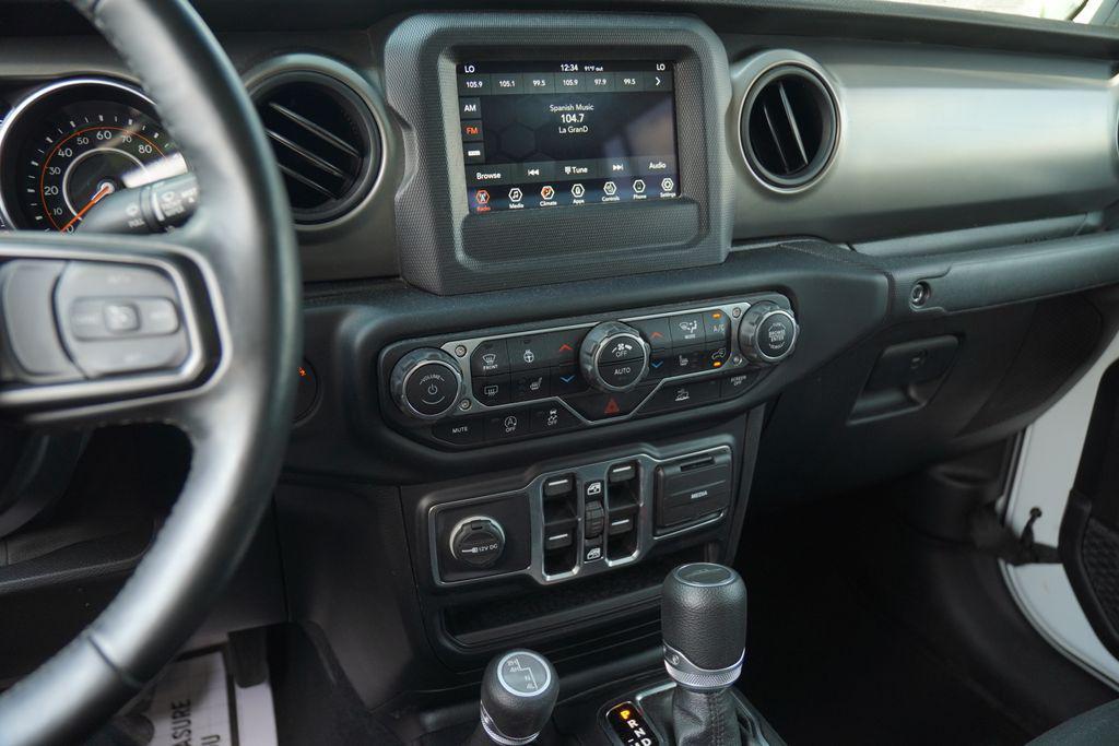used 2021 Jeep Gladiator car, priced at $30,877