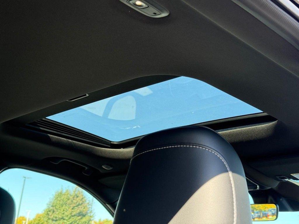 new 2025 Jeep Grand Cherokee car, priced at $41,036