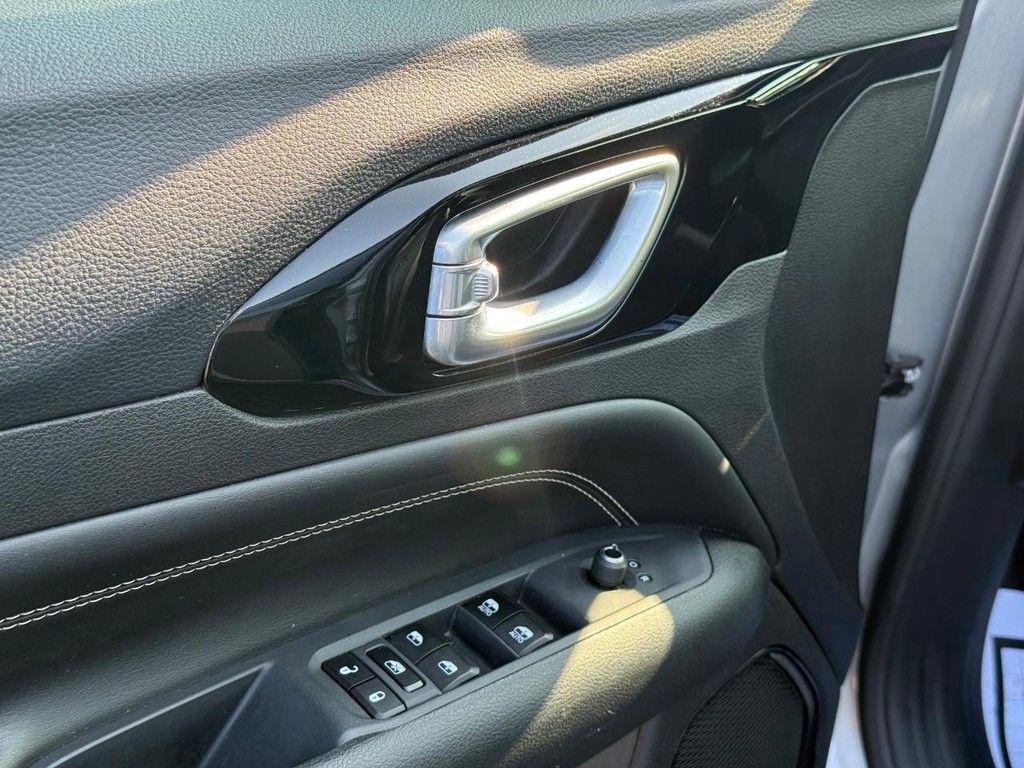 used 2023 Jeep Compass car, priced at $23,154