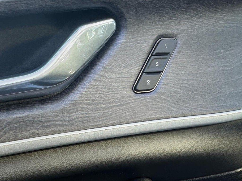 new 2025 Jeep Grand Cherokee L car, priced at $49,537