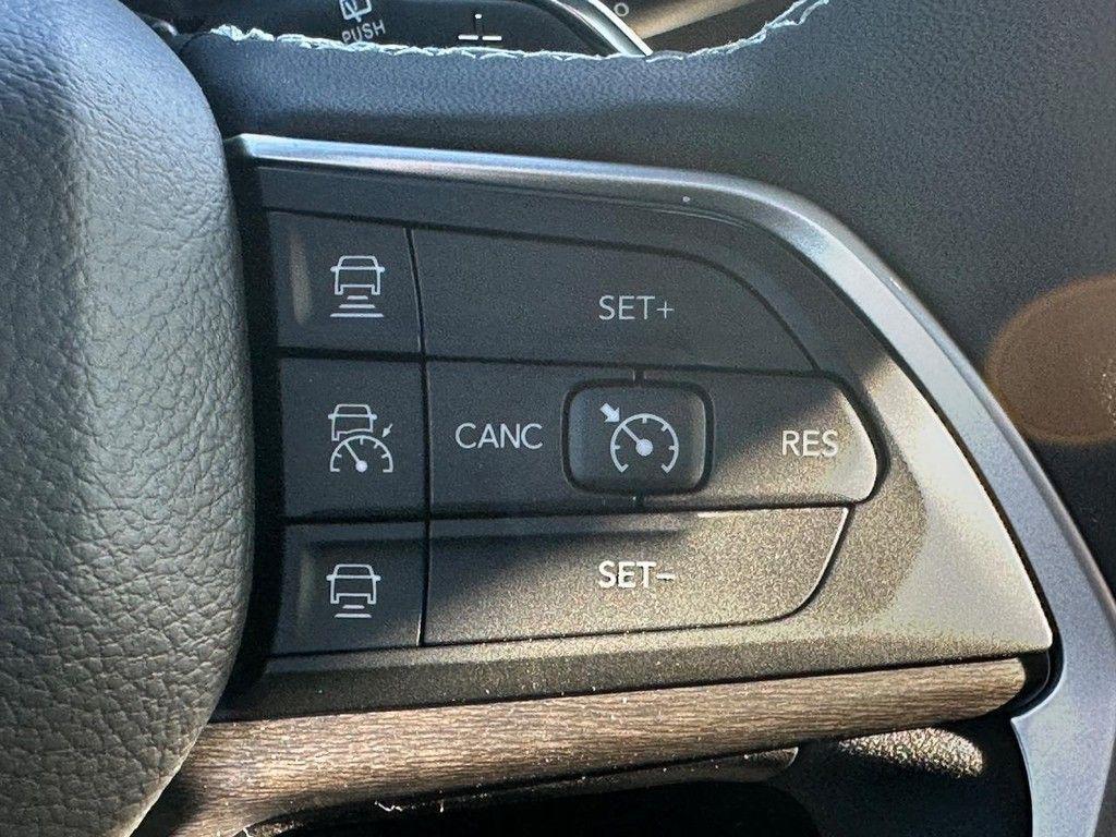 new 2025 Jeep Grand Cherokee L car, priced at $49,537