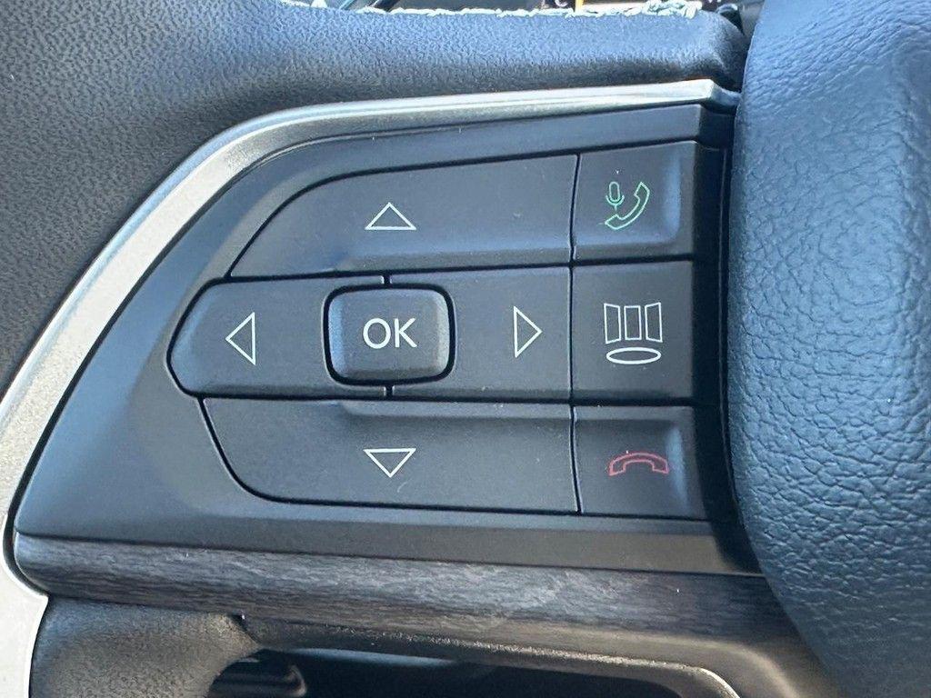 new 2025 Jeep Grand Cherokee L car, priced at $49,537