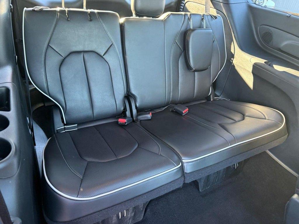 used 2025 Chrysler Pacifica car, priced at $39,309