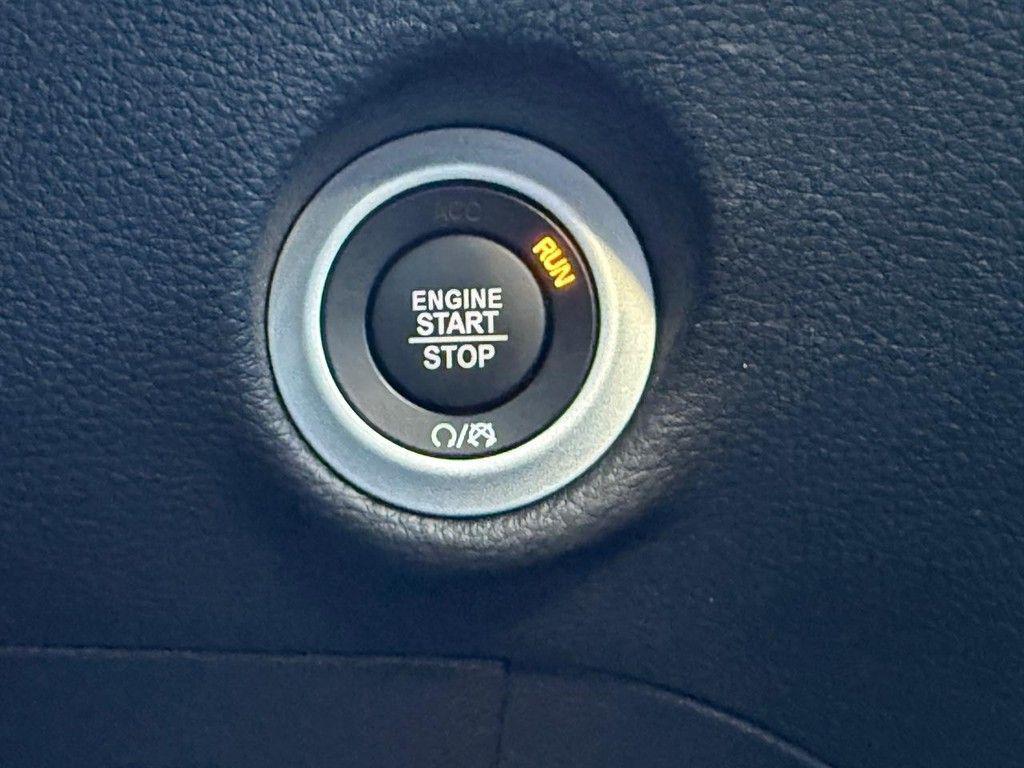 used 2025 Chrysler Pacifica car, priced at $39,309