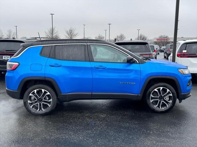 new 2024 Jeep Compass car, priced at $30,500