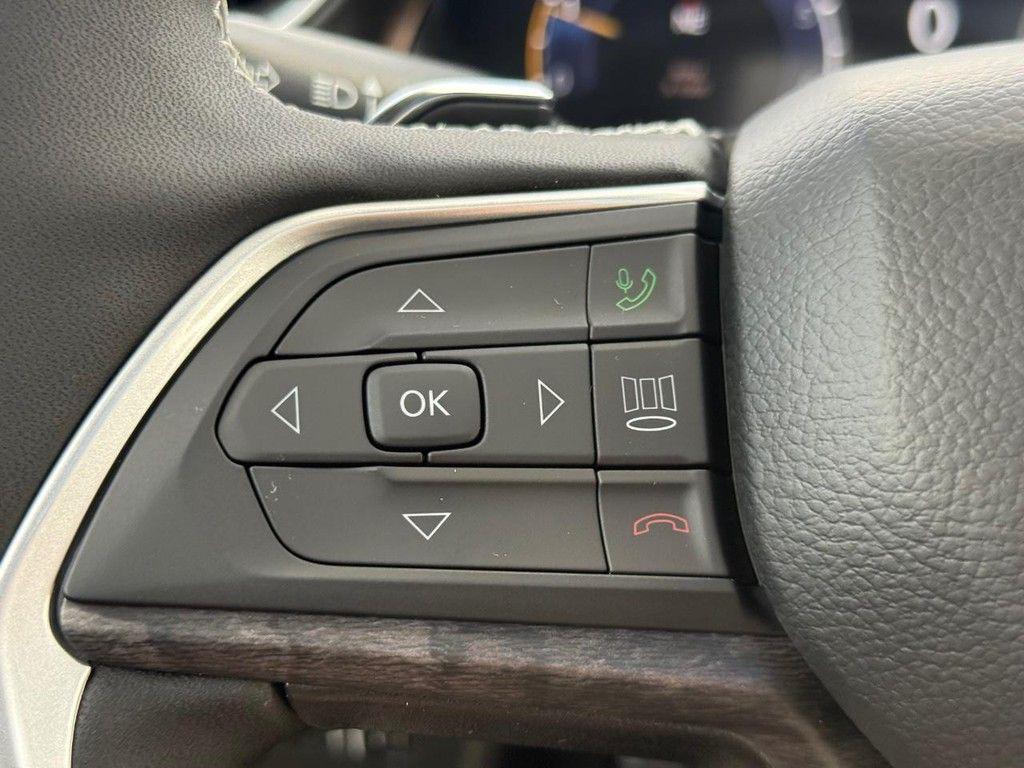 new 2025 Jeep Grand Cherokee L car, priced at $50,524