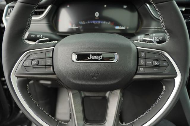 new 2025 Jeep Grand Cherokee car, priced at $46,036