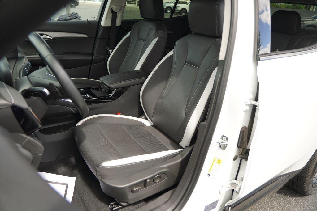 used 2024 Buick Envision car, priced at $28,798