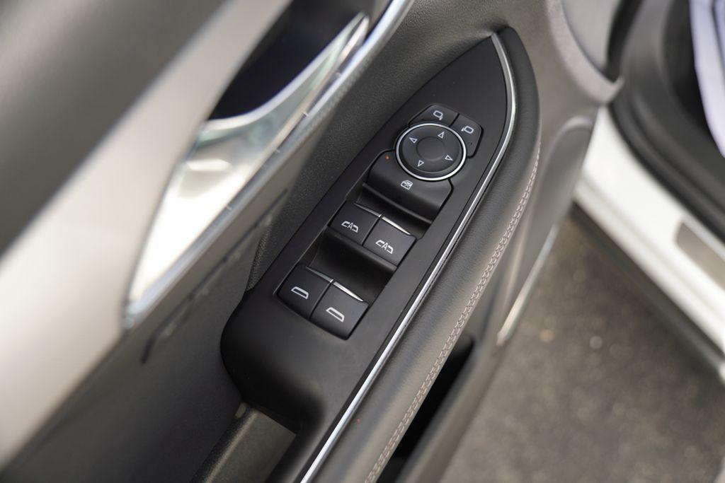used 2024 Buick Envision car, priced at $28,798