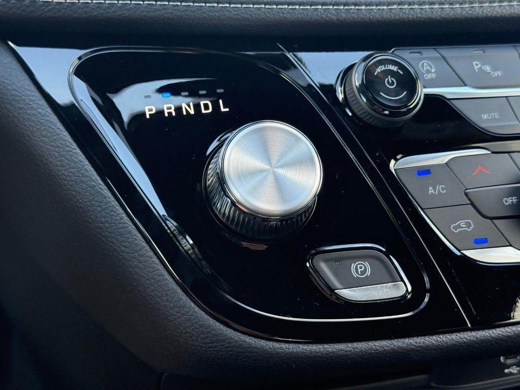 new 2026 Chrysler Pacifica car, priced at $43,996