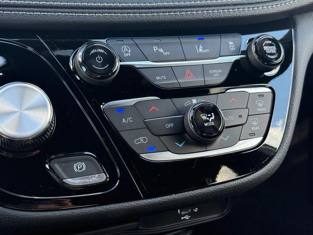 new 2026 Chrysler Pacifica car, priced at $43,996