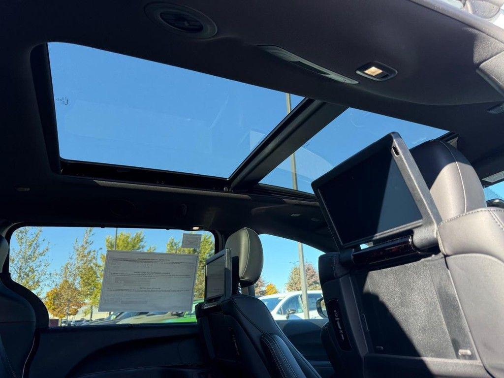 new 2026 Chrysler Pacifica car, priced at $45,877